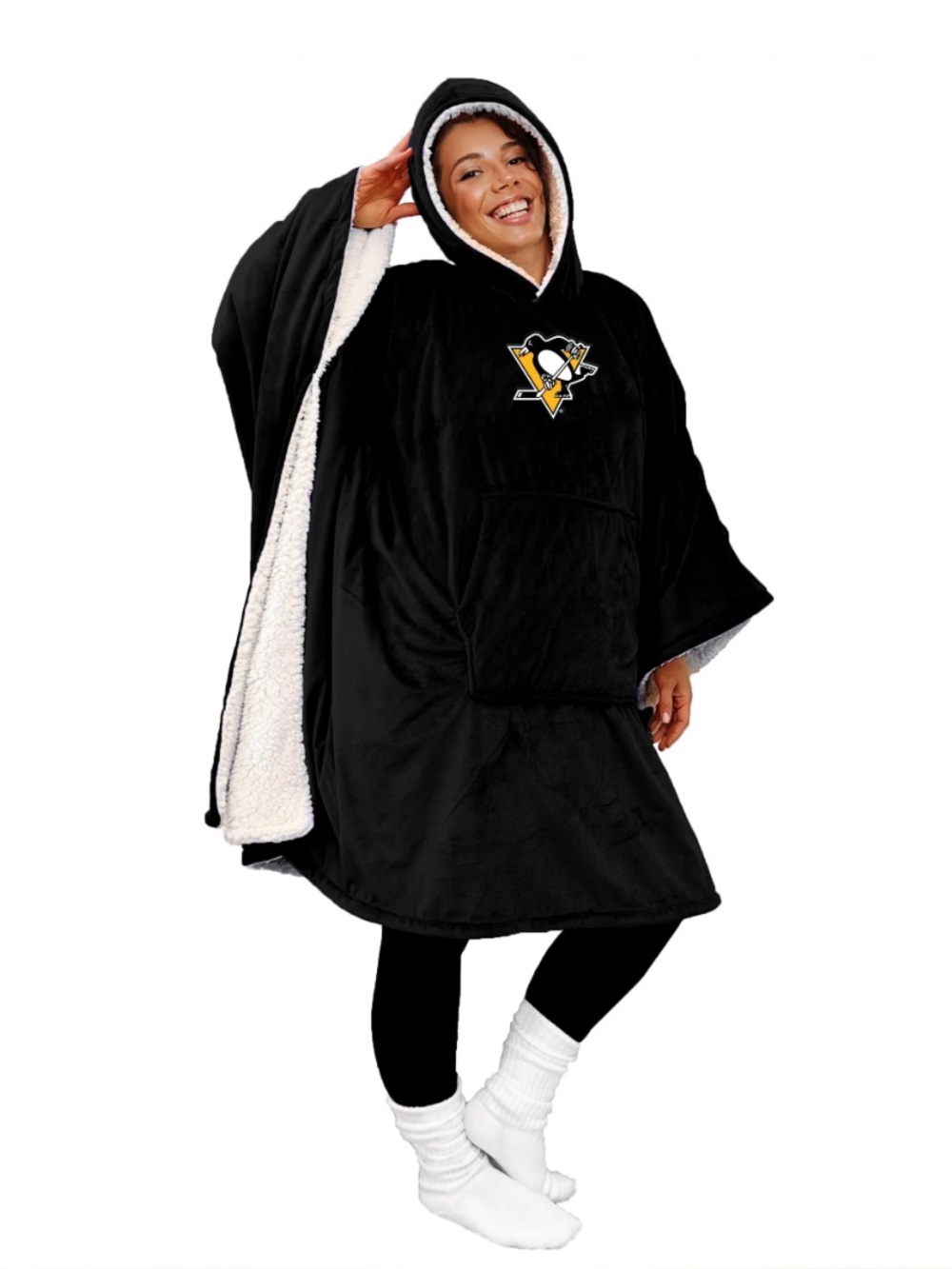 NEW NHL Pittsburgh Penguins Color Bloncho with Logo Patch Throw Blanket